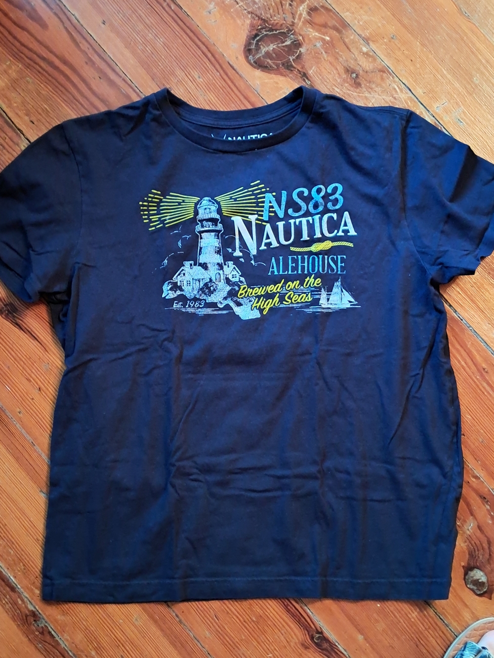 Nautica Navy Alehouse with Lighthouse Graphic